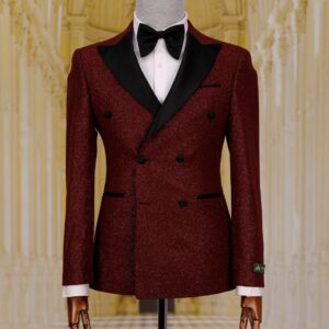 fato brilhante vermelho bicudo
